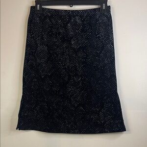 EUC A. Byer Elegant Black Faux Snakeskin crushed velvet skirt Size XS #303